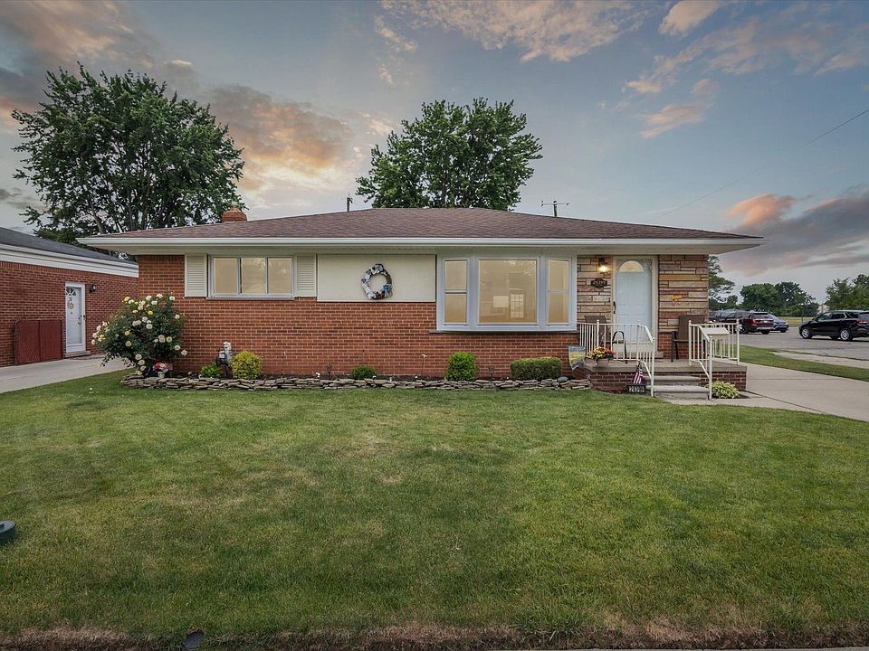 1st image of 28399 Lorraine Ave