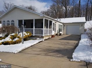 1082 Scenic View Dr, Schwenksville, PA 19473