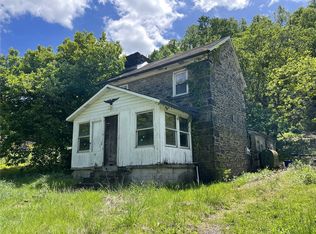 518 Coolspring Jumonville Rd, Hopwood, PA 15445