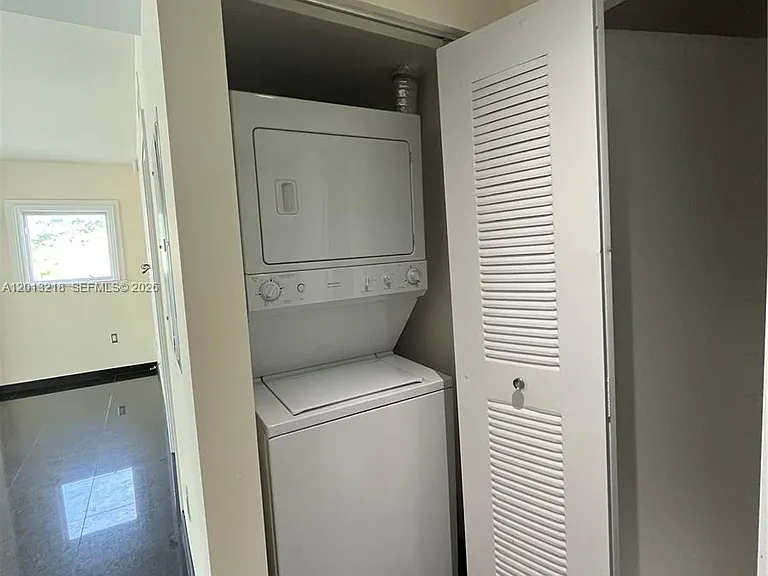 2740 SW 28th Ter #308 — Photo 7