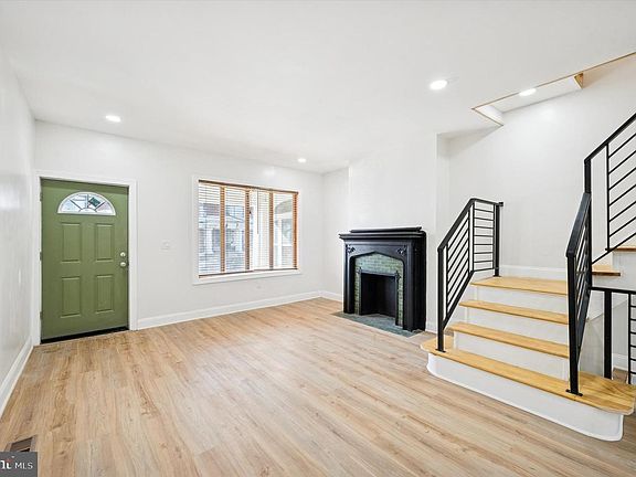 2nd image of 5831 Washington Ave