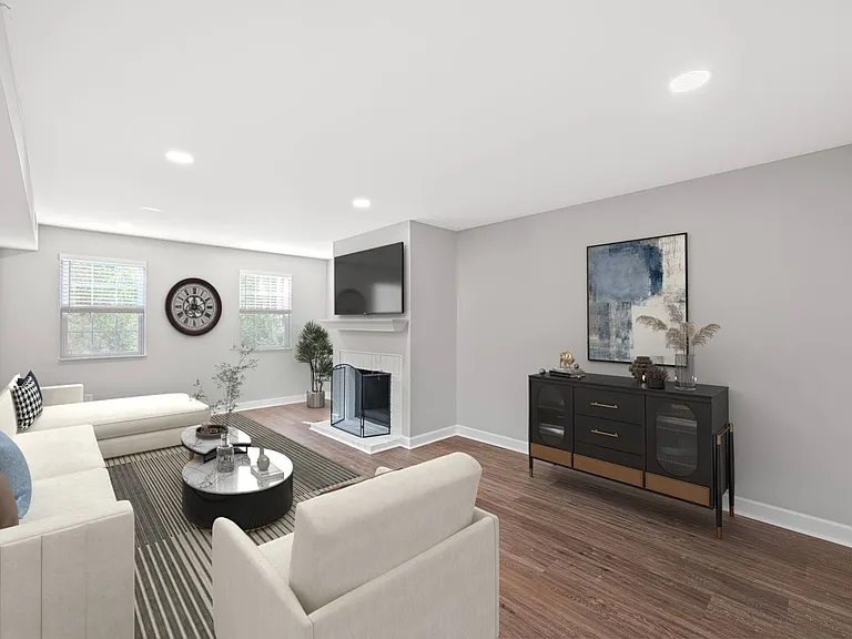 Indian Creek Apartments and Townhomes — Photo 109