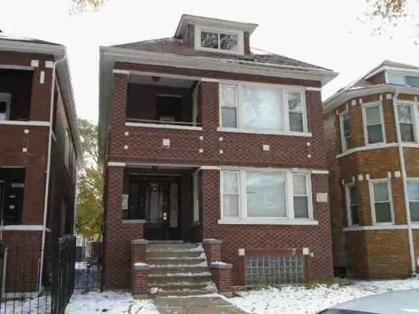 7033 S Rockwell St, Chicago, IL 60629