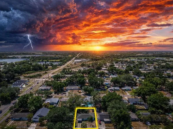 4406 W Wyoming Ave, Tampa, FL 33616