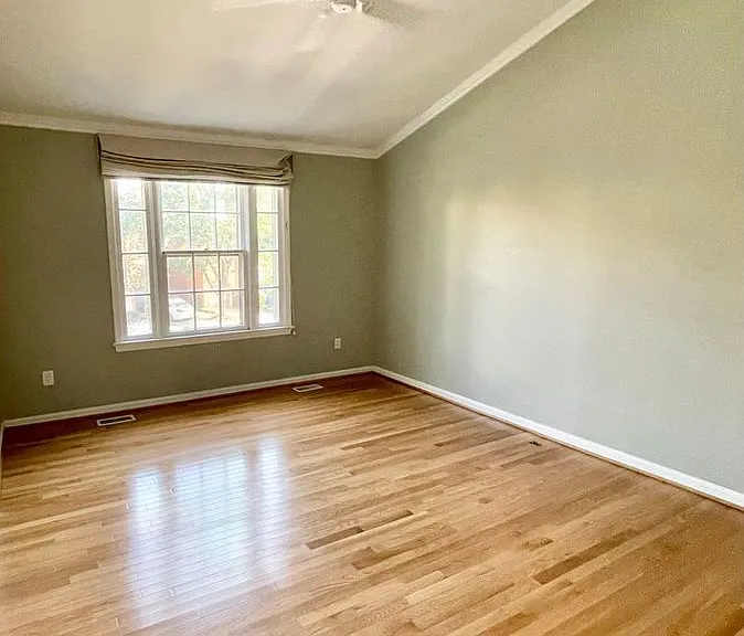 1819 Duffield Ln — Photo 11