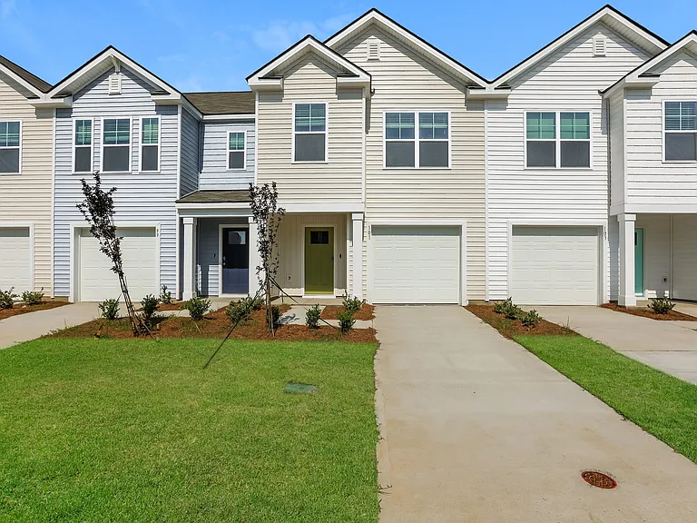 101 Striker Rd — Photo 6
