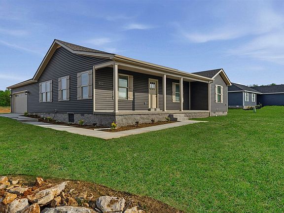 2nd image of 900 Alberta Dr