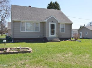 627 Lowell St, Crookston, MN 56716