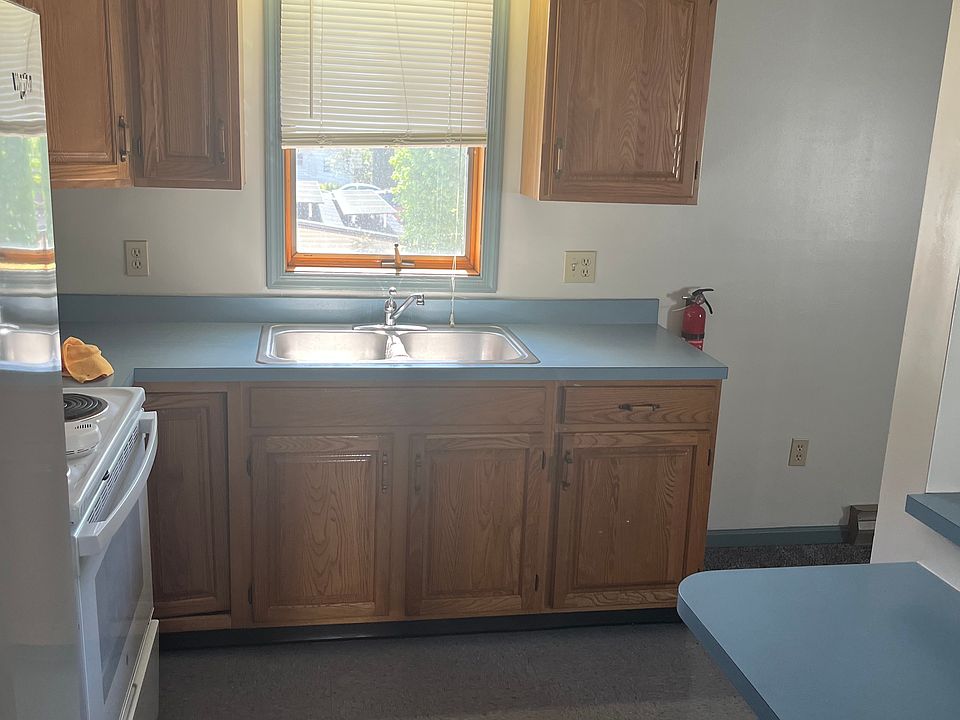 1st image of 593 W Main St APT 6