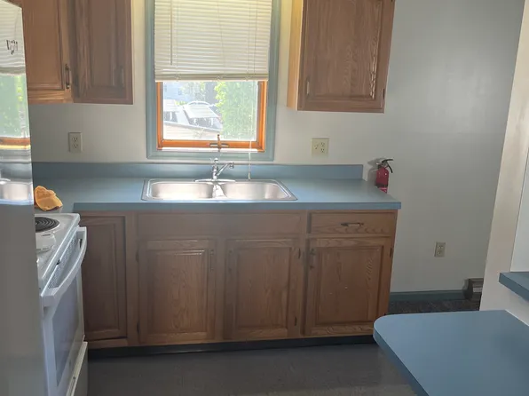 593 W Main St APT 6, Bloomsburg, PA 17815