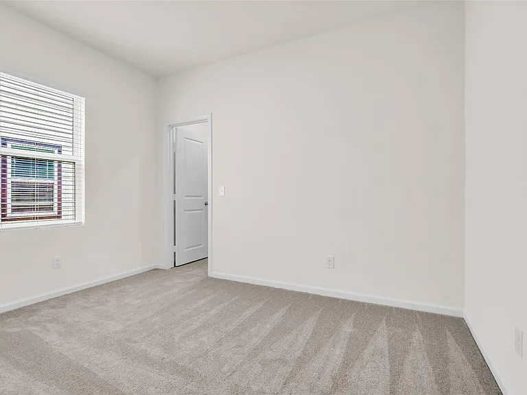 18669 Shauna Danielle Dr — Photo 15