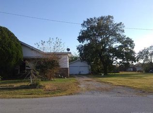 806 E 15th St, Okmulgee, OK 74447
