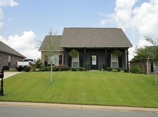 333 Shadow Creek Ave, Pineville, LA 71360