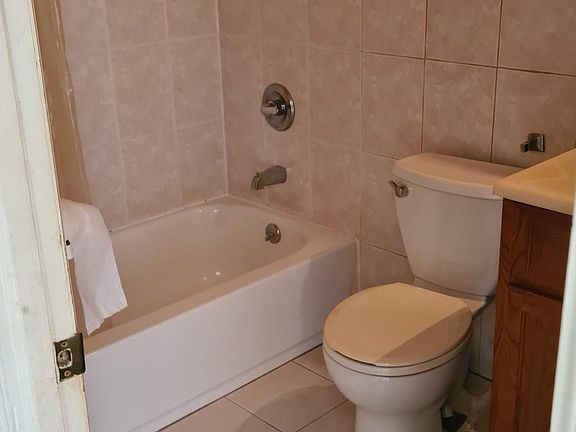 5th image of 7809 20th Ave #2