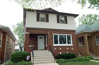 1030 N Taylor Ave photo 1
