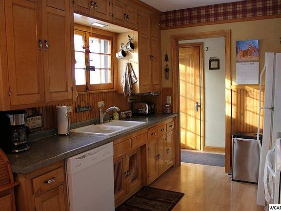 3rd image of 506 S Washington St
