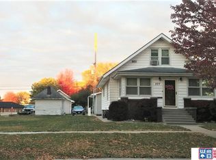 237 S 2nd St, Seward, NE 68434