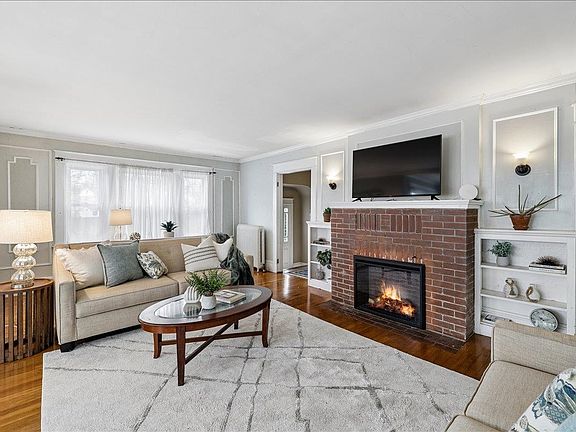 4th image of 36 Lamprey Street