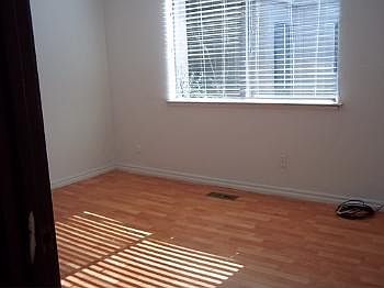 5th image of 2556 27th St APT 12