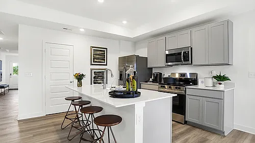 8832 Georgina St #8832 Photo 1