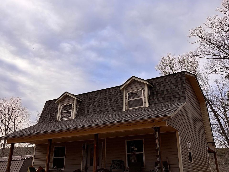 1st image of 110 Lake Dr