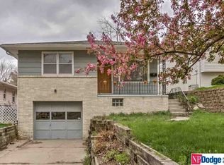 6013 Charles St, Omaha, NE 68132