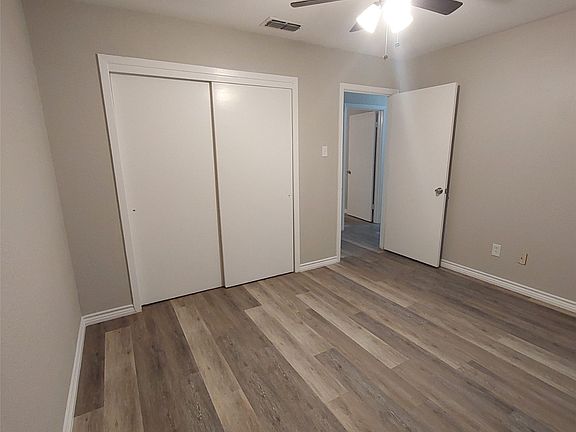 4th image of 203 Erskine Dr