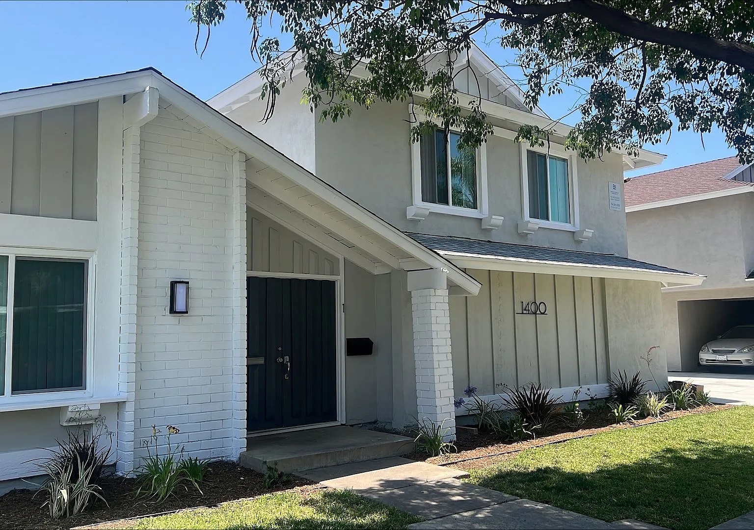 2 Bed 1 Bath in La Habra, Fully Renovated! 1 Car Garage Included! — Photo 2