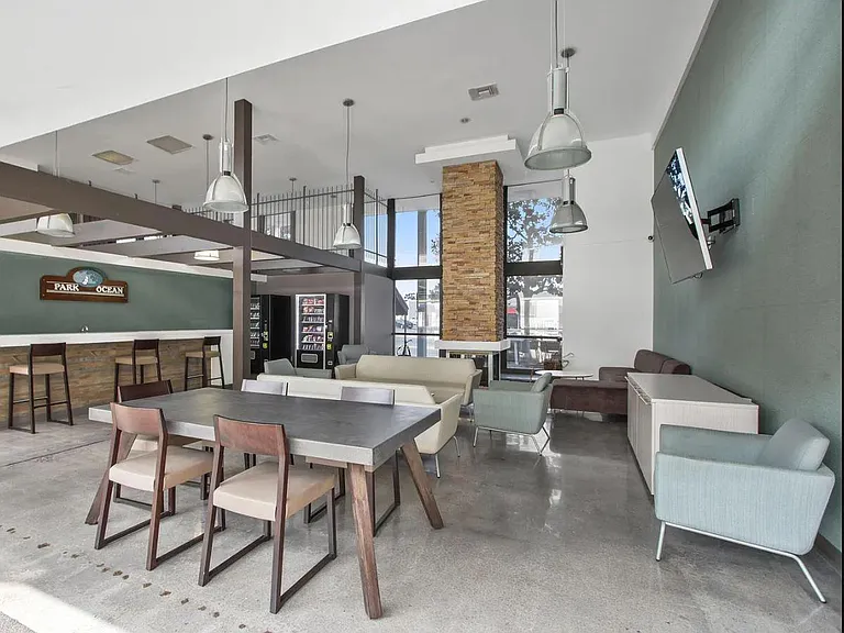 5585 E Pacific Coast Hwy #238 — Photo 3