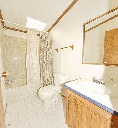 5th image of 193 Blue Spruce Ln