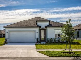 8639 Oakstone Cir, Leesburg, FL 34788