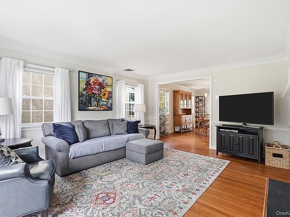 4th image of 325 Frank Avenue