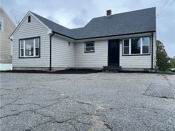 304 Market St, Warren, RI 02885