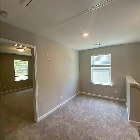 168 Golden Eagle Pkwy — Photo 9