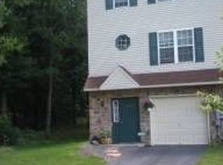 7246 Lincoln Ct, New Tripoli, PA 18066