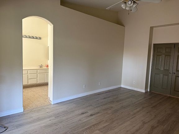 5th image of 10956 Bamboo Ct