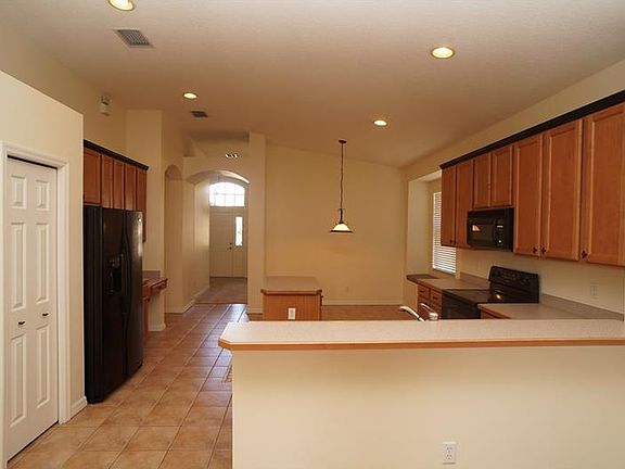 5th image of 8037 Moccasin Trail Dr