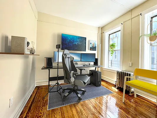 Rented by Pear NYC LLC | media 20