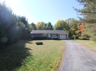 96 Berkley Square Ext, Glenville, NY 12302