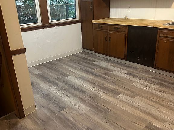 4th image of 4029 Navahoe Rd