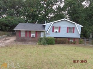 6645 Bedford Rd, Rex, GA 30273