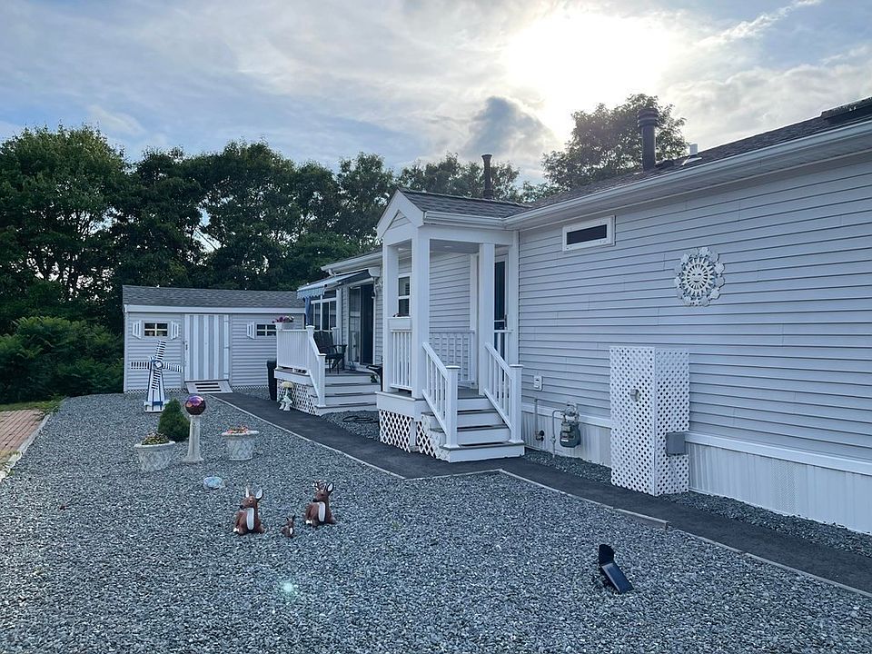 1st image of 29 Headlands Dr