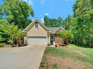 523 Serena Cir, Anderson, SC 29621