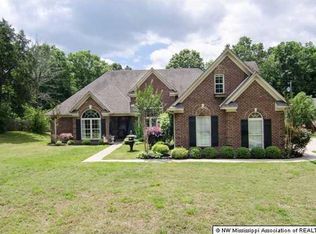 663 Farley Rd, Byhalia, MS 38611