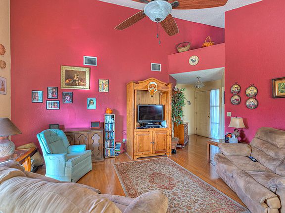 4th image of 9285 N Yorkshire Ct