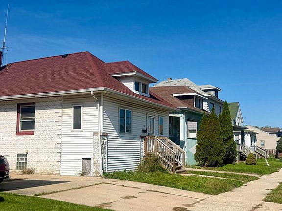 3rd image of 608 S 9th Ave