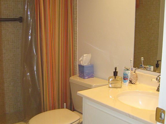 Renovated 2nd bath with lg shower