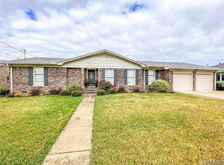 2 Rosemont Dr, Tuscaloosa, AL 35401
