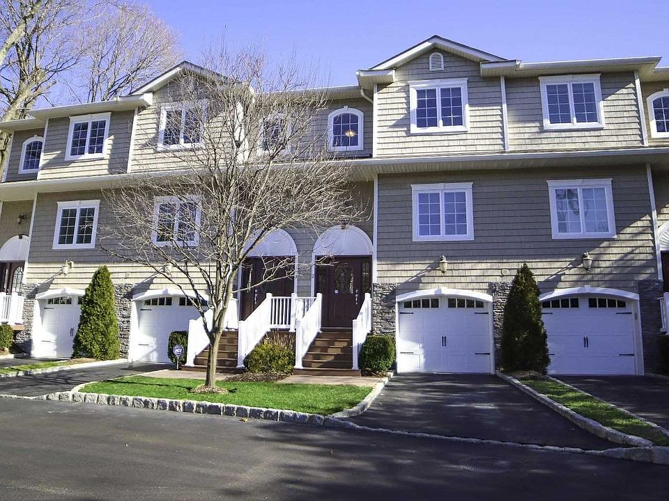 1st image of 2 Stratford Pl