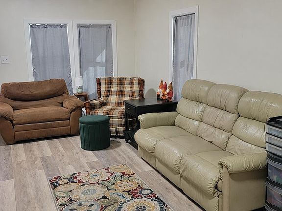 2nd image of 429 N Ted Ave